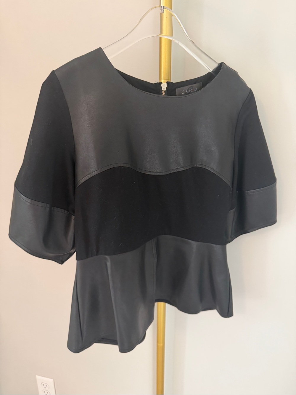 Gracia Black Mixed-Media Peplum Tunic (M)